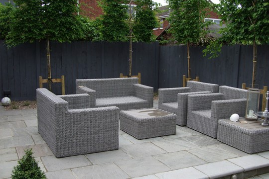 garden-seating-area-with-paving